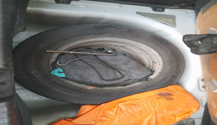 2019 Hyundai Elite i20 MAGNA PLUS 1.2, Petrol, Manual, 32,293 km, tyre