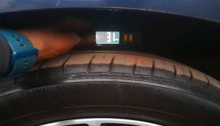 2023 Maruti Ciaz SIGMA 1.5 SHVS MT  PETROL, Petrol, Manual, 32,396 km, tyre