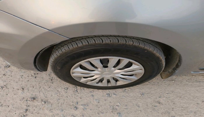 2021 Maruti Dzire VXI, Petrol, Manual, 91,262 km, tyre