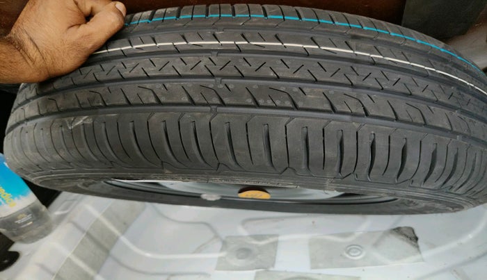 2024 Tata Curvv Accomplished S 1.2 Petrol 7DCA, Petrol, Automatic, 14,669 km, tyre