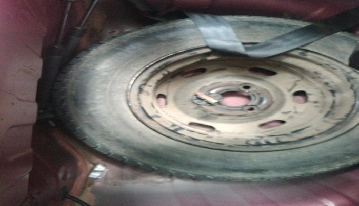 2018 Datsun Redi Go T (O), Petrol, Manual, 30,296 km, tyre