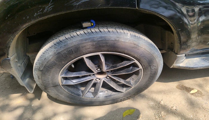 2020 Mahindra Scorpio S11 2WD, Diesel, Manual, 84,956 km, tyre