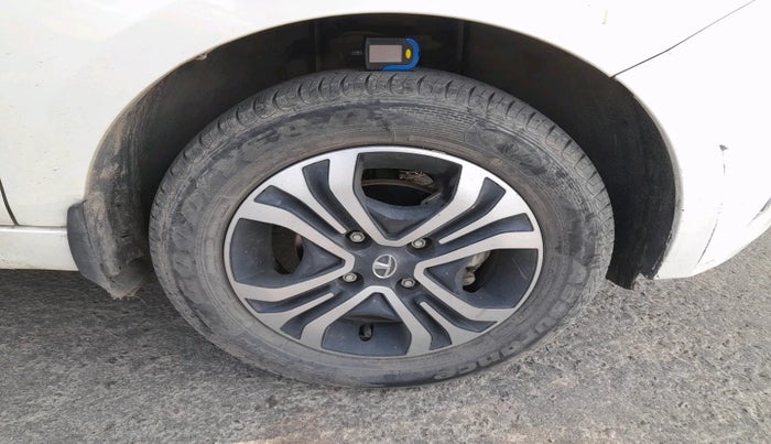 2019 Tata Tiago XZ PETROL, Petrol, Manual, 22,335 km, tyre