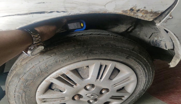 2010 Hyundai Santro Xing GLS, Petrol, Manual, 87,182 km, tyre