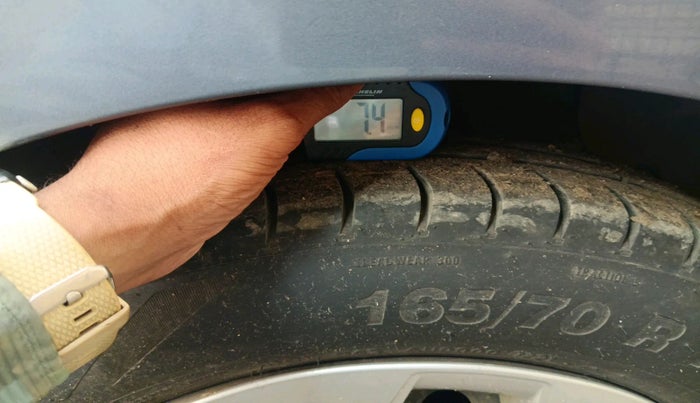 2014 Hyundai Xcent S (O) 1.2, Petrol, Manual, 14,702 km, tyre