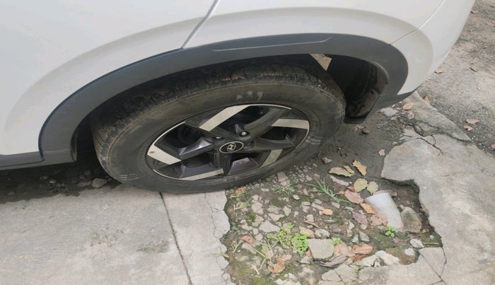 2022 Hyundai VENUE SX PLUS 1.0 TURBO DCT, Petrol, Automatic, 46,888 km, tyre