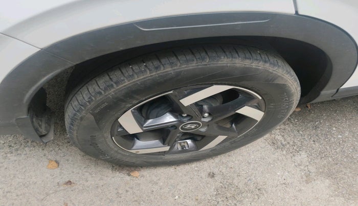 2022 Hyundai VENUE SX PLUS 1.0 TURBO DCT, Petrol, Automatic, 46,888 km, tyre