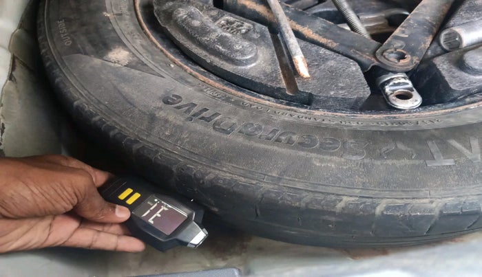 2017 Tata NEXON XZ PLUS DIESEL, Diesel, Manual, 1,53,672 km, tyre