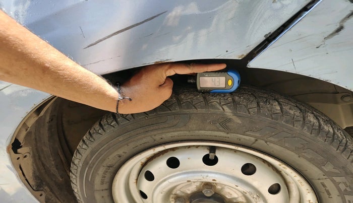 2010 Maruti Wagon R 1.0 LXI CNG, Petrol, Manual, 75,523 km, tyre