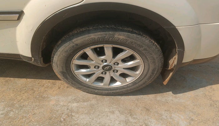 2016 Mahindra XUV500 W8, Diesel, Manual, 1,17,853 km, tyre