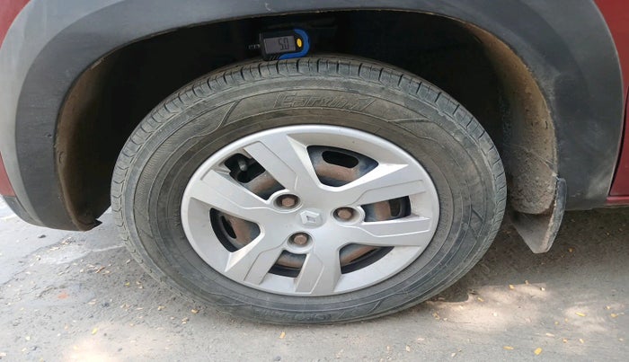 2017 Renault Kwid RXT 0.8, Petrol, Manual, 66,553 km, tyre