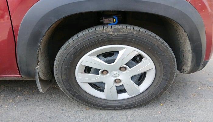 2017 Renault Kwid RXT 0.8, Petrol, Manual, 66,553 km, tyre