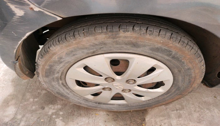 2012 Hyundai i10 MAGNA 1.1 LPG, Petrol, Manual, 75,924 km, tyre