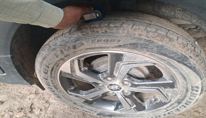 2019 Hyundai Creta SX (O) 1.6 PETROL, Petrol, Manual, 22,009 km, tyre