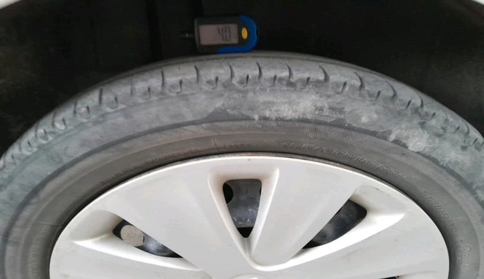 2018 Maruti Ertiga VXI CNG, Petrol, Manual, 1,42,699 km, tyre