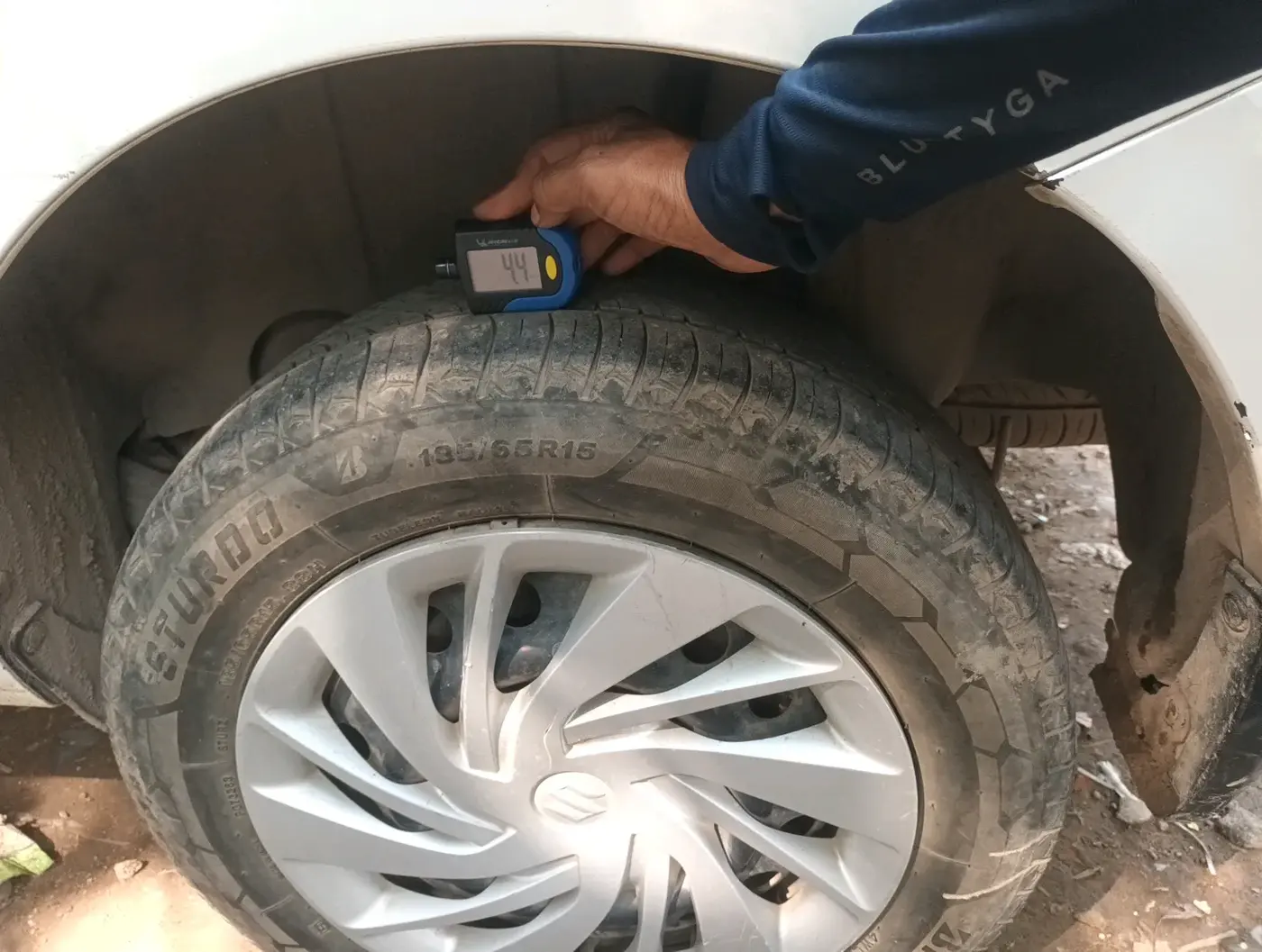2023 Maruti Ertiga   VXI (O) CNG, Petrol, Manual, 1,10,054 km, tyre