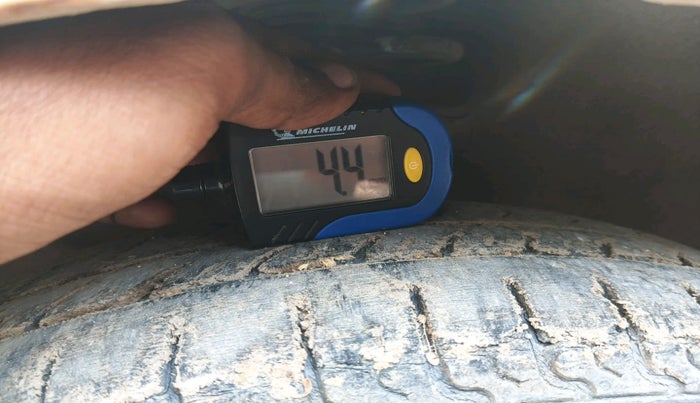 2012 Hyundai Santro Xing GL PLUS, Petrol, Manual, 1,19,428 km, tyre