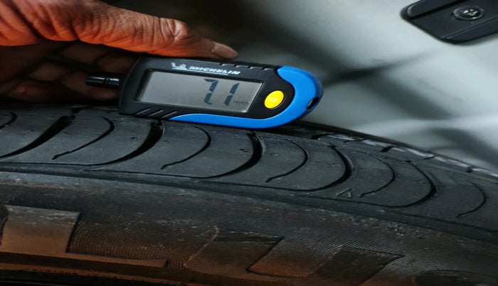 2017 Hyundai Creta E PLUS 1.6 PETROL, Petrol, Manual, 14,770 km, tyre