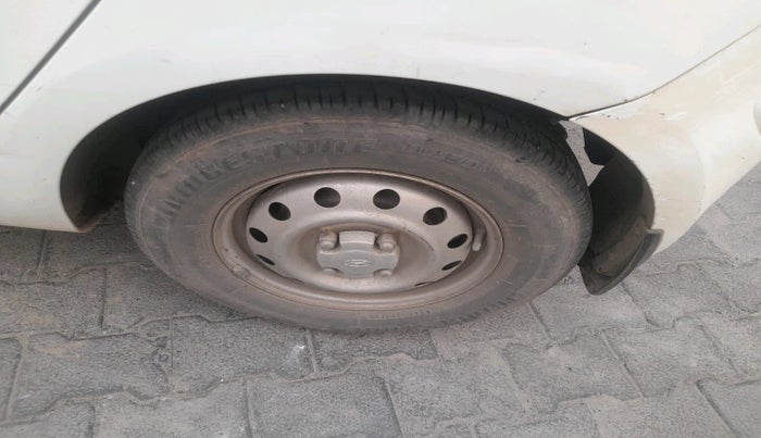 2010 Hyundai i10 ERA 1.1, Petrol, Manual, 88,124 km, tyre