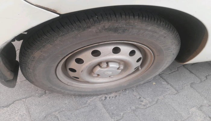 2010 Hyundai i10 ERA 1.1, Petrol, Manual, 88,124 km, tyre