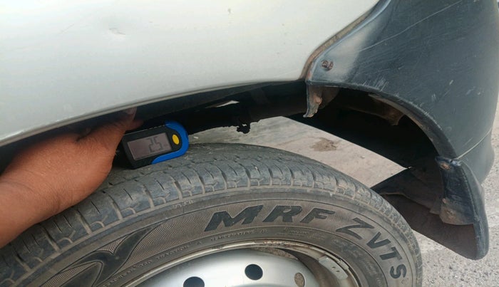 2012 Maruti Alto LXI, Petrol, Manual, 56,967 km, tyre