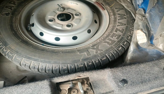 2012 Maruti Alto LXI, Petrol, Manual, 56,967 km, tyre