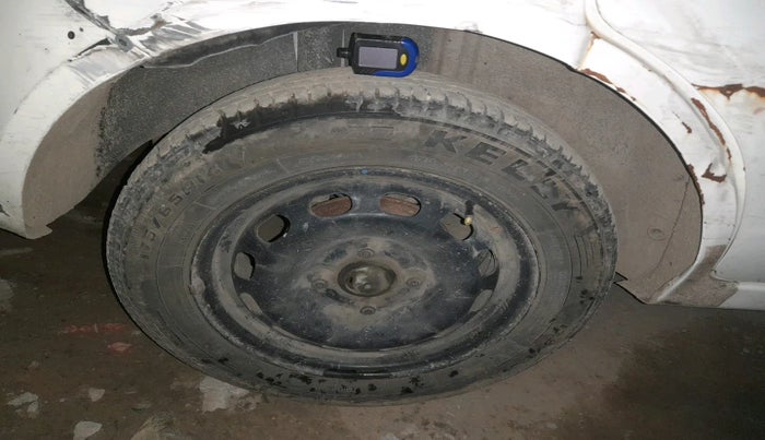 2010 Ford Figo EXI 1.2 PETROL, Petrol, Manual, 45,690 km, tyre