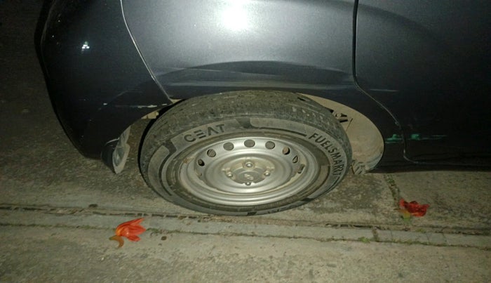 2018 Hyundai NEW SANTRO MAGNA AMT, Petrol, Automatic, 34,412 km, tyre