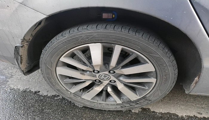 2022 Honda City 1.5L I-VTEC VX, Petrol, Manual, 1,12,977 km, tyre