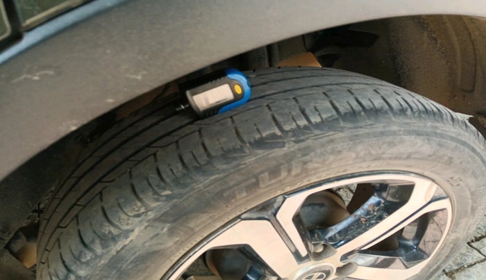 2021 Tata NEXON XZA PLUS PETROL, Petrol, Automatic, 28,749 km, tyre