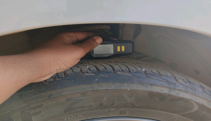 2019 Maruti Ertiga ZXI AT SHVS, Petrol, Automatic, 67,520 km, tyre
