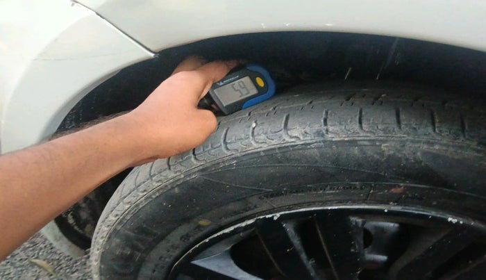 2019 Maruti Dzire VDI AMT, Diesel, Automatic, 1,22,408 km, tyre