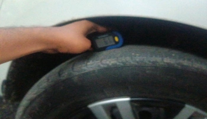 2019 Maruti Dzire VDI AMT, Diesel, Automatic, 1,22,408 km, tyre