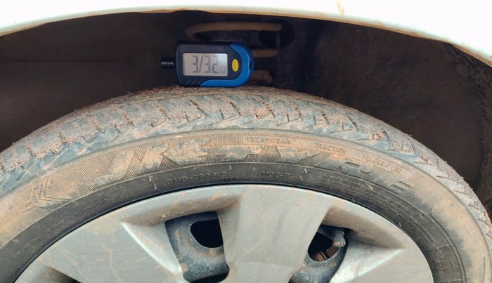 2012 Maruti Alto K10 VXI, Petrol, Manual, 1,19,872 km, tyre