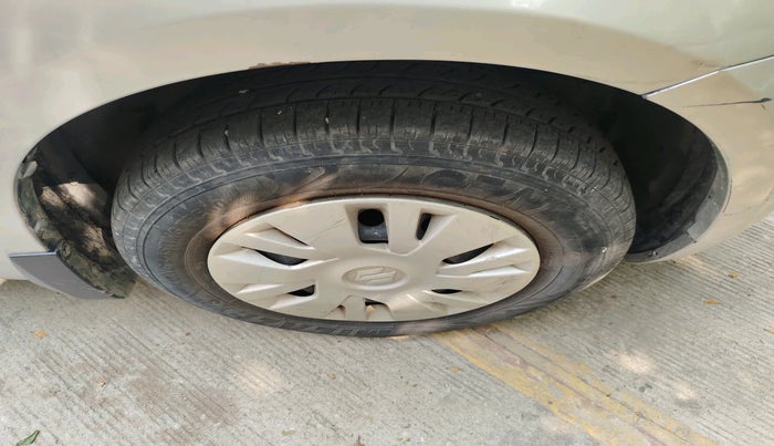 2014 Maruti Swift VXI, Petrol, Manual, 49,509 km, tyre