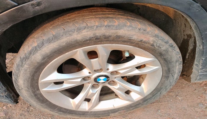 2011 BMW 5 Series 520D 2.0, Diesel, Automatic, 1,16,616 km, tyre