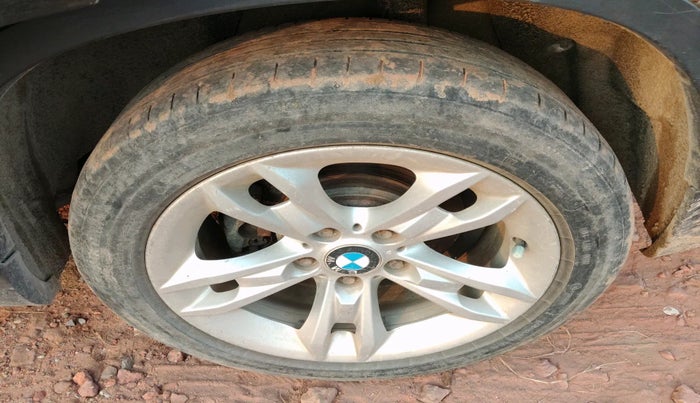 2011 BMW 5 Series 520D 2.0, Diesel, Automatic, 1,16,616 km, tyre