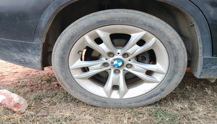 2011 BMW 5 Series 520D 2.0, Diesel, Automatic, 1,16,616 km, tyre