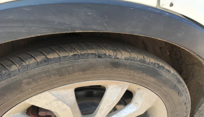 2021 Mahindra XUV300 W8 1.5 DIESEL, Diesel, Manual, 41,353 km, tyre