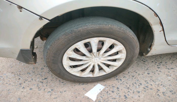 2016 Maruti Swift Dzire VDI, Diesel, Manual, 1,26,037 km, tyre