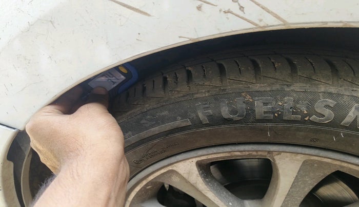 2014 Hyundai i10 ASTA 1.2, Petrol, Manual, 45,700 km, tyre