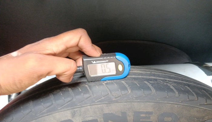 2020 Maruti New Wagon-R LXI CNG 1.0, Petrol, Manual, 1,79,474 km, tyre