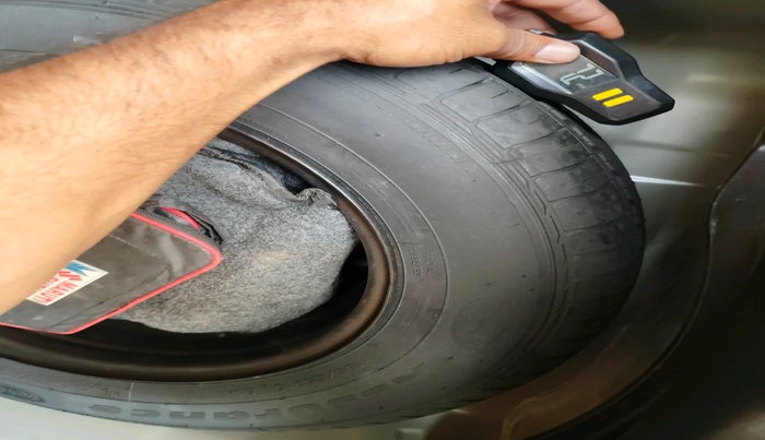 2022 KIA SONET HTX 1.0 IMT, Petrol, Manual, 23,544 km, tyre