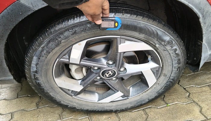 2021 Hyundai VENUE SX 1.0 TURBO IMT, Petrol, Manual, 37,811 km, tyre