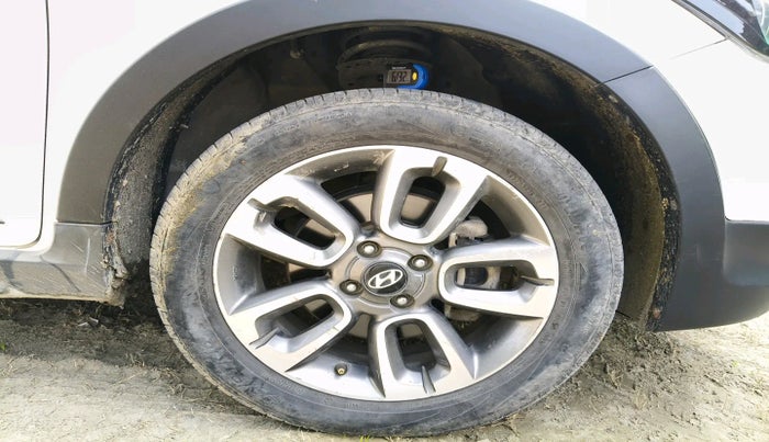 2019 Hyundai i20 Active 1.2 S, Petrol, Manual, 50,616 km, tyre