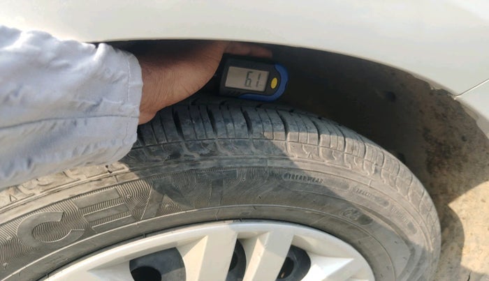2018 Maruti Dzire VXI, Petrol, Manual, 97,137 km, tyre