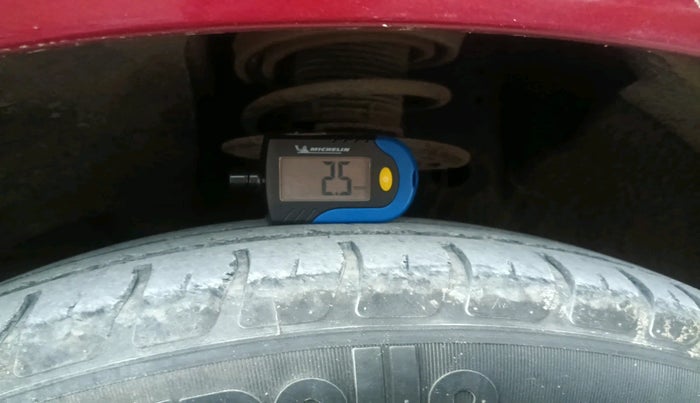 2018 Maruti Dzire VXI AMT, Petrol, Automatic, 37,496 km, tyre