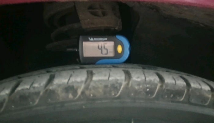 2018 Maruti Dzire VXI AMT, Petrol, Automatic, 37,496 km, tyre