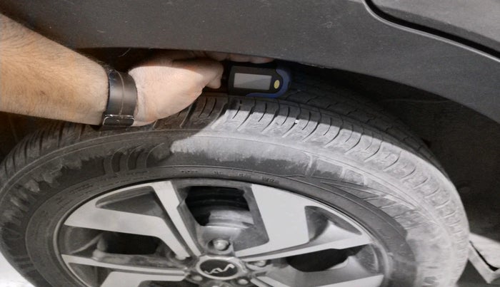 2021 KIA SONET HTX 1.0 IMT, Petrol, Manual, 38,158 km, tyre