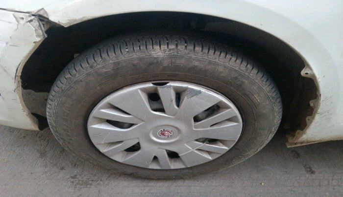 2012 Maruti Swift Dzire VXI, Petrol, Manual, 76,821 km, tyre